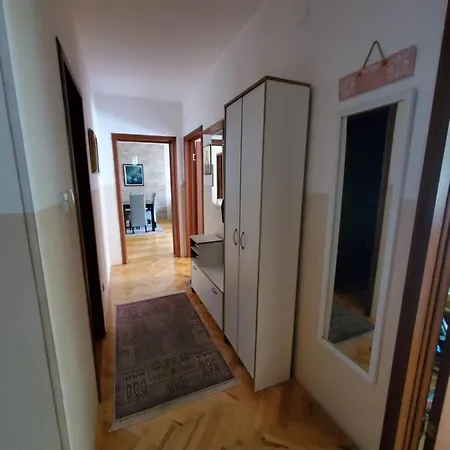 68m2 *